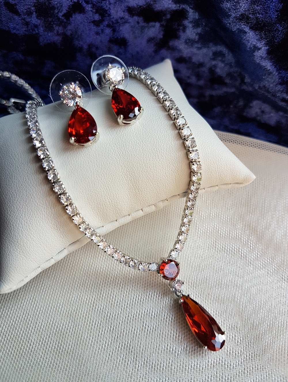 Swarovski Elements Platinum Plated Ruby Red Teardrop Earrings NEW - Picture 8 of 13